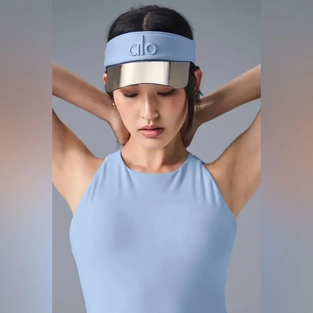 NWT ALO YOGA® Airlift Solar Visor -‎ Seashell Blue One Size